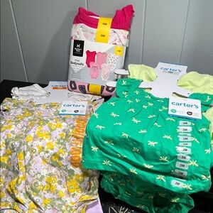 BNWT Carter's multi-pack Just One You Baby Girl outfits and MM 5pc Onesie Cotton